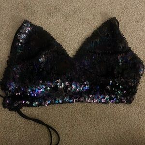 Open tie back sequin crop top